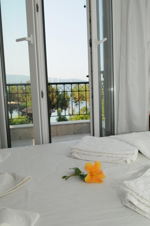 Posidonio Hotel Klima  Room photo
